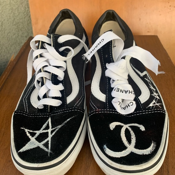 Chanel Black and White Sneakers with Star and Logo Design - Picture 1 of 8